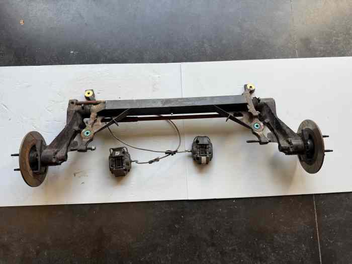 Train Arrière Saxo SUPER 1600